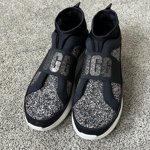 UGG Shoes - Ugg Neutra Sneaker - Pink and Silver/Black Glitter - Size 11